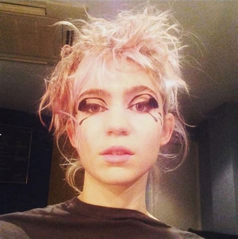 c getting makeup done, lol : Grimes