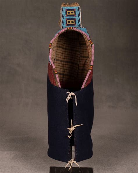 Discover 650 Cradel boards and bead work ideas | native american