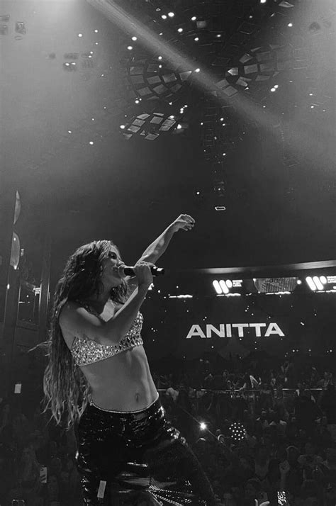 ANITTA | Mtv, Zine design, Concert