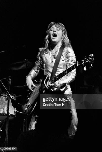 Suzi Quatro 1970s Photos And Premium High Res Pictures Getty Images