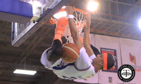 Arwind Santos all smiles as he pulls off Spiderman dunk in All-Star ...