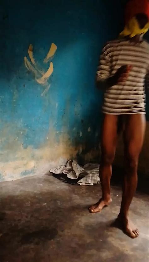 Preto garoto se masturba depois do sexo padrasto strafhard k adora masturbação gay xHamster