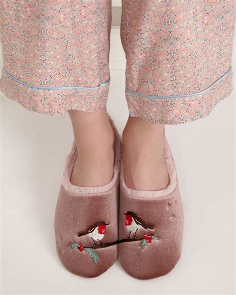 Carolyn Donnelly Eclectic Robin Slipper Comfy Slippers Clothes Horse