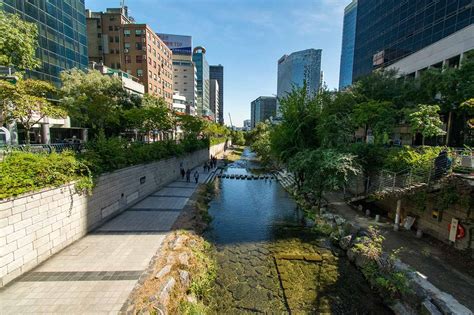 Views over Cheonggyecheon Stream: A photograph from Cheonggyecheon ...