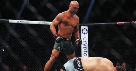 Robbie Lawler Retires In Style Earns Knockout Victory In First Minute