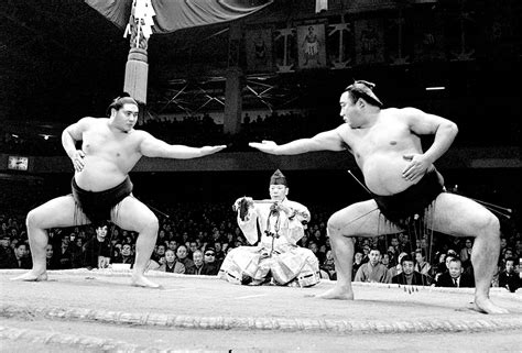 Taiho, 72; rated as best postwar sumo wrestler