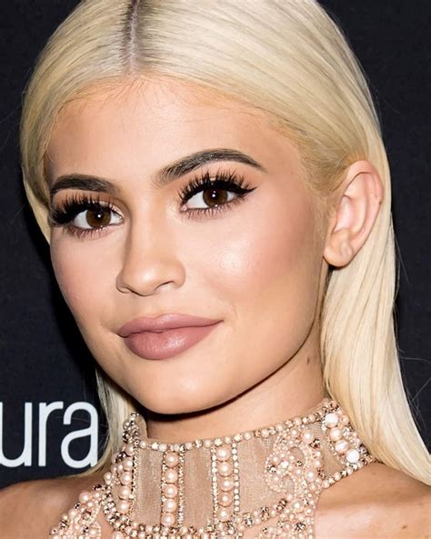 See Kylie Jenner Completely Makeup Free Before She Does Her Entire 34