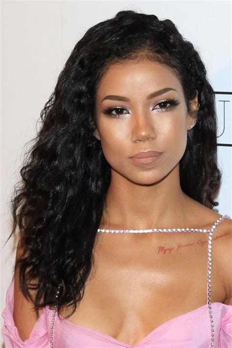 Jhené Aiko's Hairstyles & Hair Colors | Steal Her Style