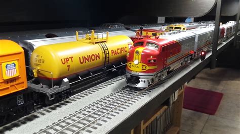 Mth Premier Santa Fe F3 Youtube