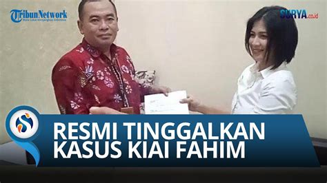 Kuasa Hukum Kiai Fahim Resmi Meninggalkan Sang Kiai Serahkan Berkas