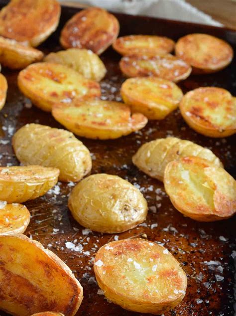 Oven Roasted Potatoes (Whole30, Vegan, Gluten Free, Dairy Free) - WonkyWonderful