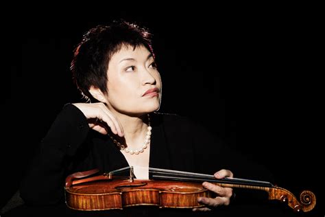 Kyung Wha Chung Violin Short Biography