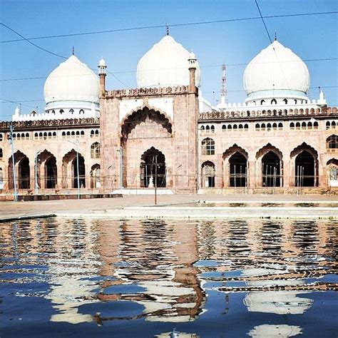 Taj-ul-Masajid, Bhopal: A Majestic Mosque - eindiatourism.in