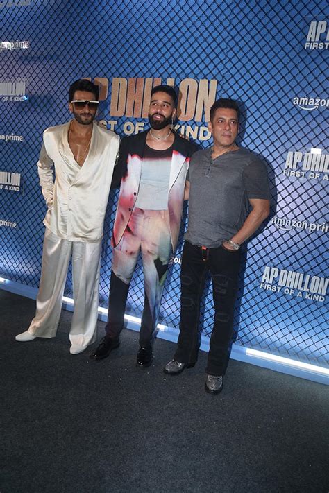 About Last Night Salman Khan Hugged Ap Dhillon And Ranveer Singh