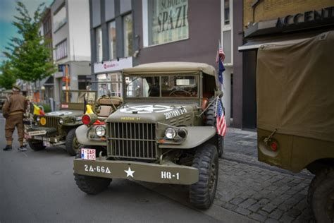 Military Vehicle, Truck, WWII Free Stock Photo - Public Domain Pictures