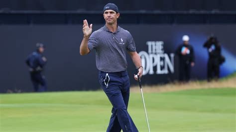 American Horschel leads British Open on wild day of rain and big ...