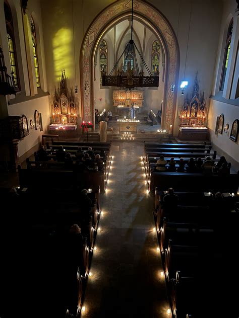 Roratemesse Im Kerzenschein In Der Herz Jesu Kirche Unsere Heimat