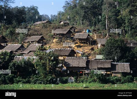 Padaung Kayan Or Karenni Long Neck Village Ban Huai Sau Tao Or