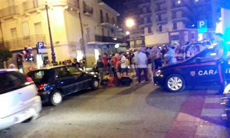 Lamezia Scontro Tra Vespa E Auto Su Corso Nicotera Un Ferito Il