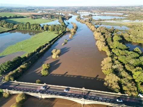 Gunthorpe Bridge closed because of flooding | West Bridgford Wire