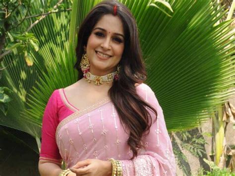 Dipika-Sasural Simar Ka | [VIDEO] Here's how Dipika Kakar transforms ...