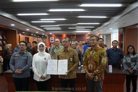 Penandatanganan Pakta Integritas Pengamanan Proyek Strategis Nasional