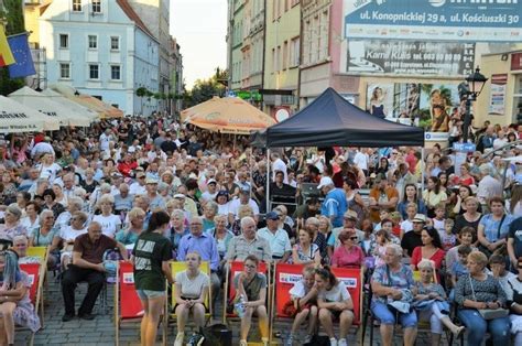 Festiwal Ziemia I Pie W Szprotawie Z Gwiazdami I Na B Oniach