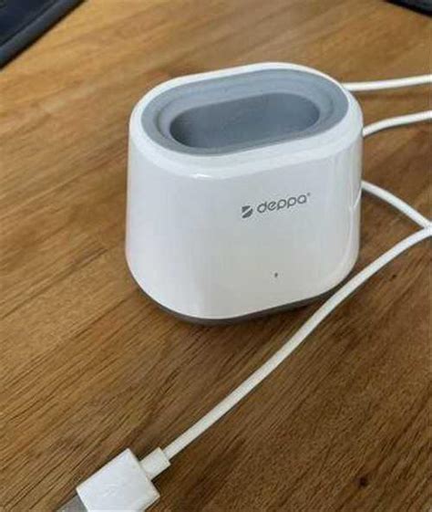 Зарядная док-станция Deppa для AirPods, белая купить | Мобильные ...