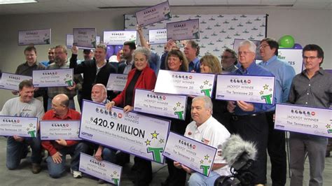 Tennessee 20 Group Claims Nearly 421m Powerball Jackpot Abc News