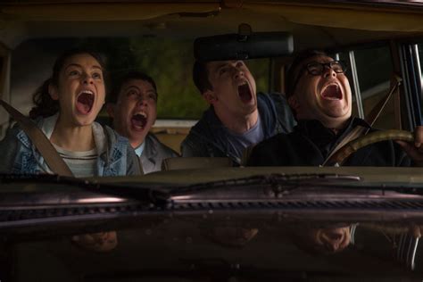 Movie Review: Goosebumps (2015) Jack Black, Dylan Minnette ...