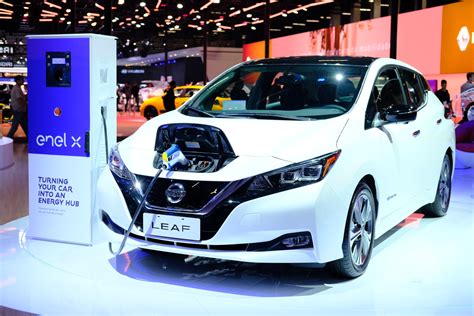 Nissan Anuncia Pr Venda Do Novo Leaf El Trico Por R