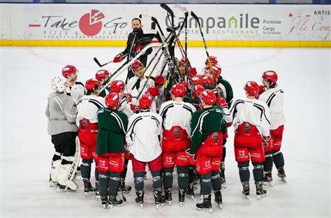 Hockey Sur Glace Les Jokers De Cergy Pontoise Sont En Mission Le