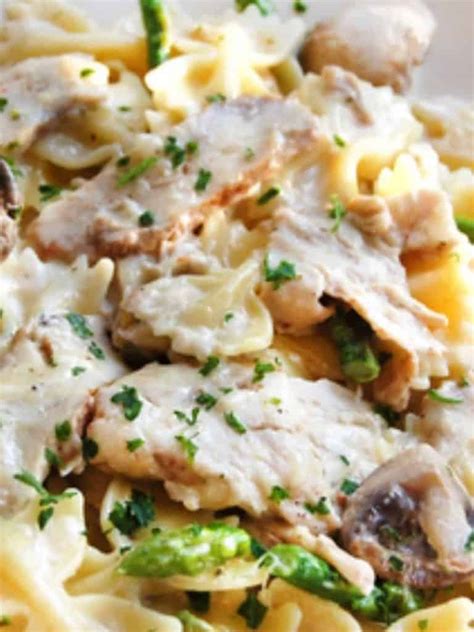 Bahama Breeze Salmon Bow Tie Pasta Recipe