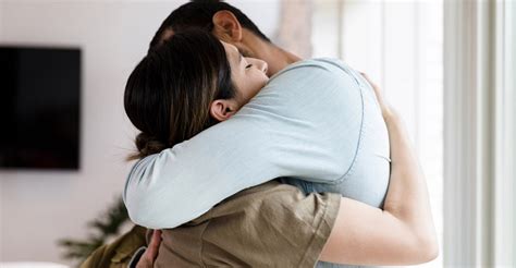 Hug Day Here Are The Health Benefits Of Hugging Health Onmanorama