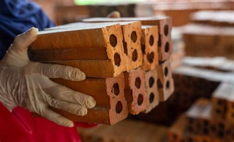 O que é tijolo ecológico e suas vantagens na obra Tenda Atacado