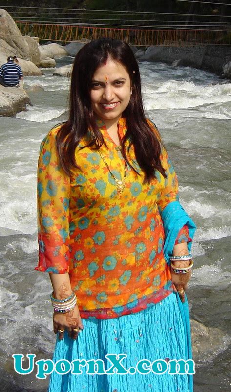 Hot Mallu Aunty Youtube Desi Masala Hot