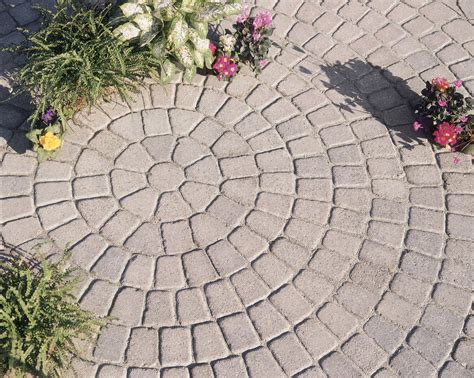 Custom Stoneworks & Design Inc.: Tumbled Finish Circle Pattern