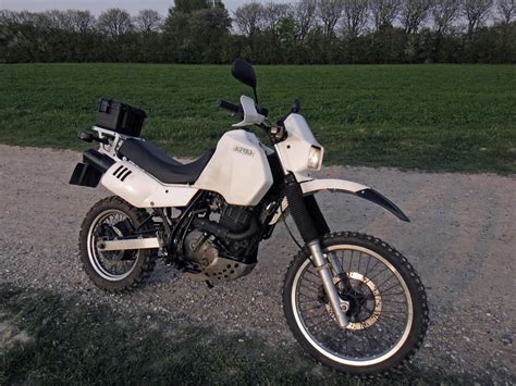 Review Of Suzuki DR 650 R Dakar 1992 Pictures Live Photos