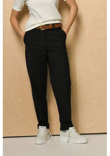 NUDE Белорусская одежда ИДИЛЬ официальный интернет магазин одежды NUDE