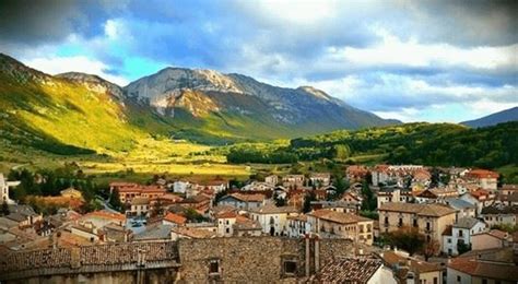 LE CHIAVI DEL COMUNE DI CAMPO DI GIOVE CONFERITE A CANTAMESSA DIRETTORE