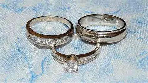 Venta Diferencias Entre Anillo De Compromiso Y Matrimonio En Stock