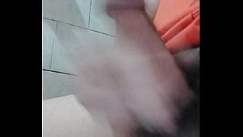 Pinoy asiático masturbándose con semen XVIDEOS