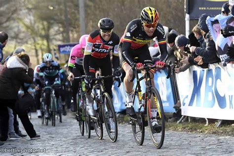 Omloop Het Nieuwsblad Cobbled Classic Road Bike Action