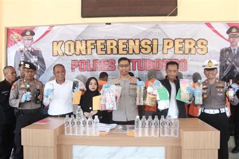 Polres Situbondo Gelar Konferensi Pers Akhir Tahun