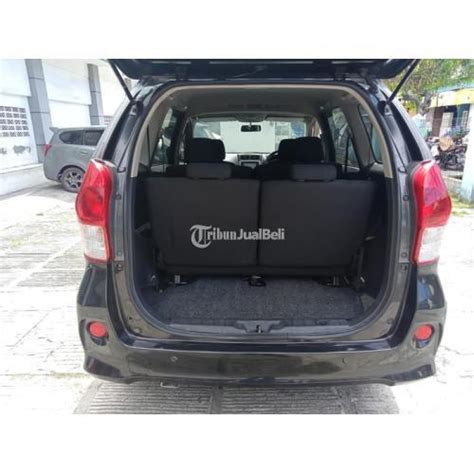 Mobil Bekas Toyota Avanza Veloz 2012 Tipe 1 5 Matic Terawat Surat