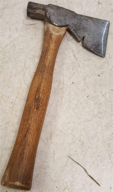 Vintage Stanley H122 Carpenter Hatchet Buy And Sell Outlet