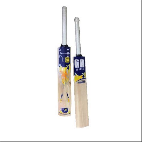 Wood Kashmir Willow Bats For Playing Cricket Feature Fine Finish