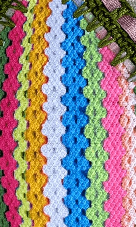 Bikini Triangulo Crochet Raso Multicolor Praia Brava