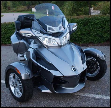 Can Am Spyder RT Trike Spider SM5 RT-S Silver for sale on 2040-motos