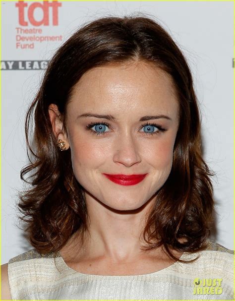 These Blue-Eyed Celebrities With Brown Eyes Will Make You Look Twice